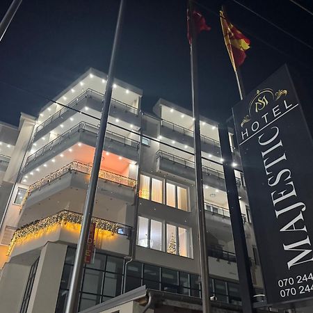 Hotel Majestic Struga Esterno foto