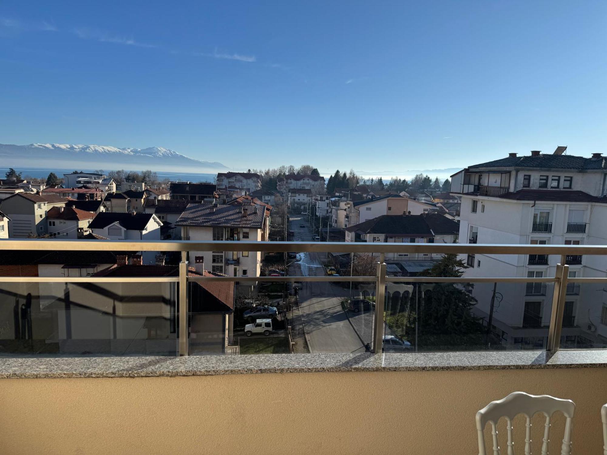 Hotel Majestic Struga Esterno foto