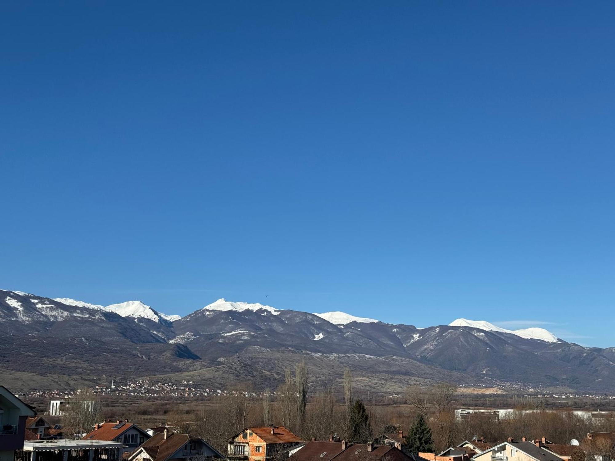 Hotel Majestic Struga Esterno foto