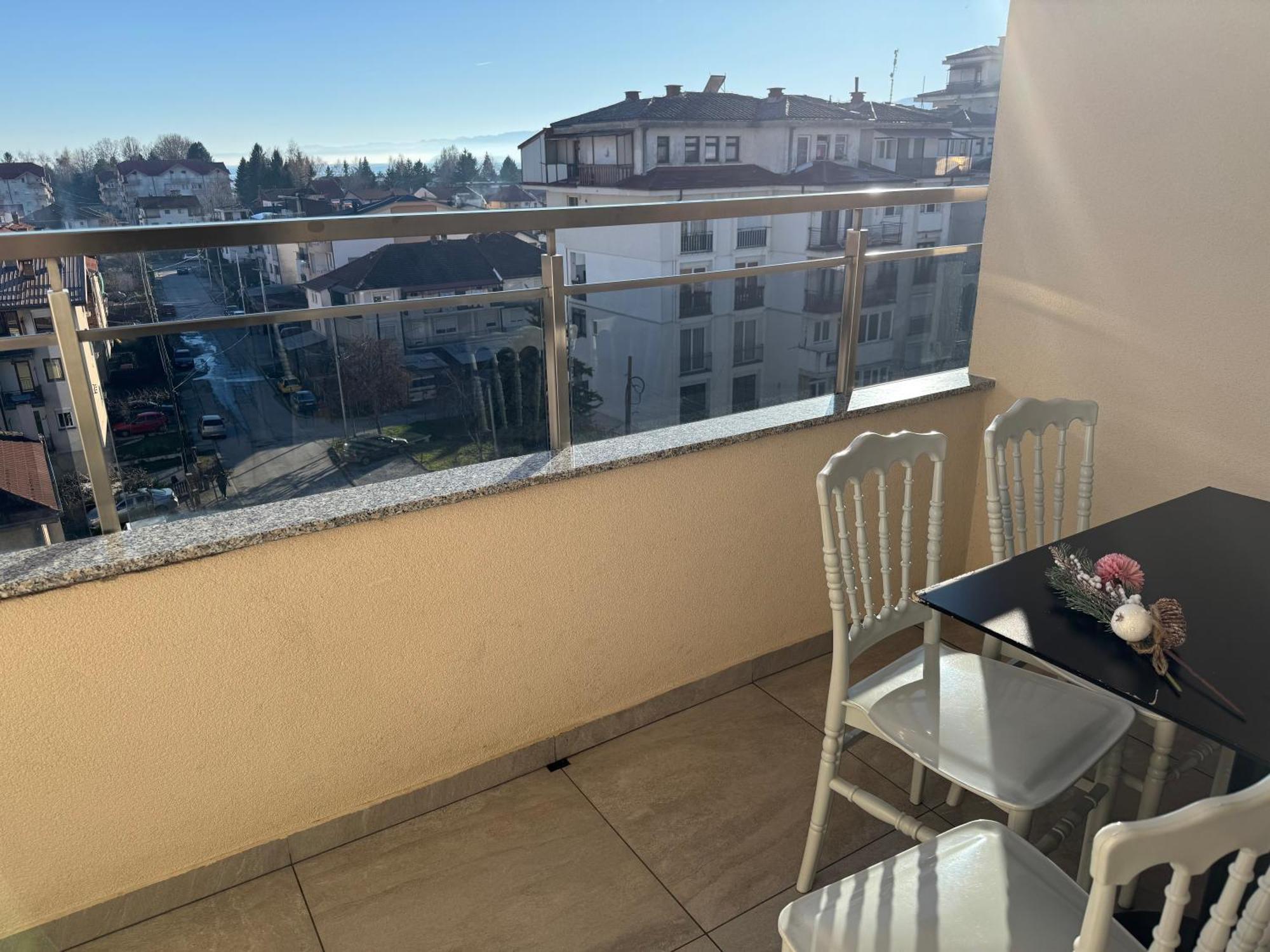 Hotel Majestic Struga Esterno foto